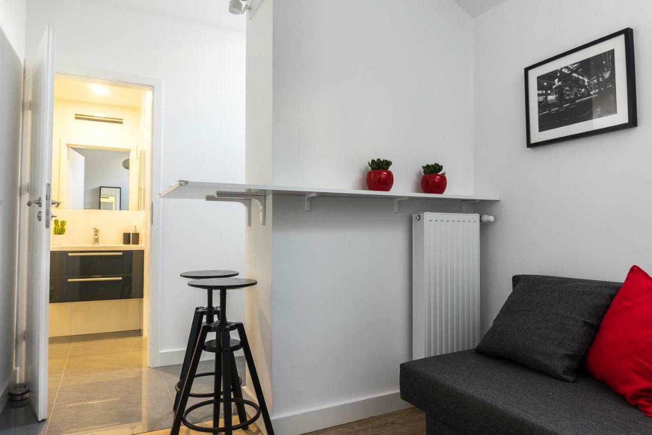 3V Apartments Varşovia Exterior foto